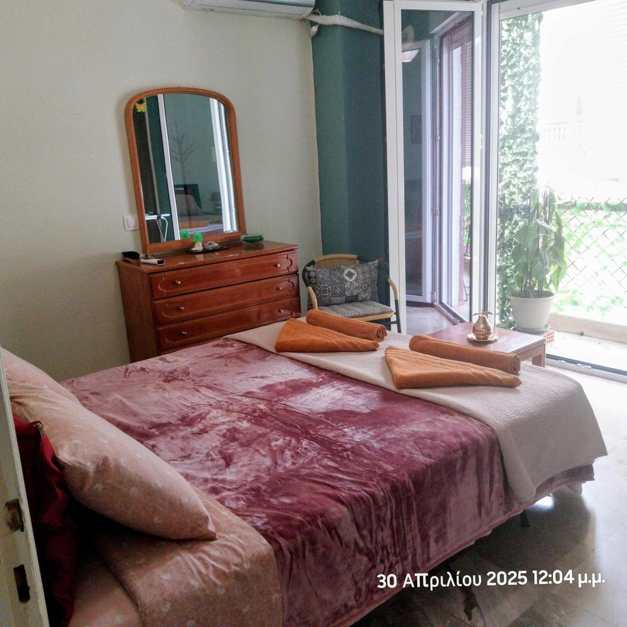 Cozy & Bright Home 50M From Subway -Agios Antonios Athens Luaran gambar